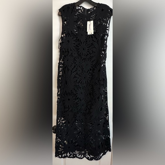 TED BAKER COHRA SLEEVELESS MIDI DRESS IN BLACK - Picture 2 of 3